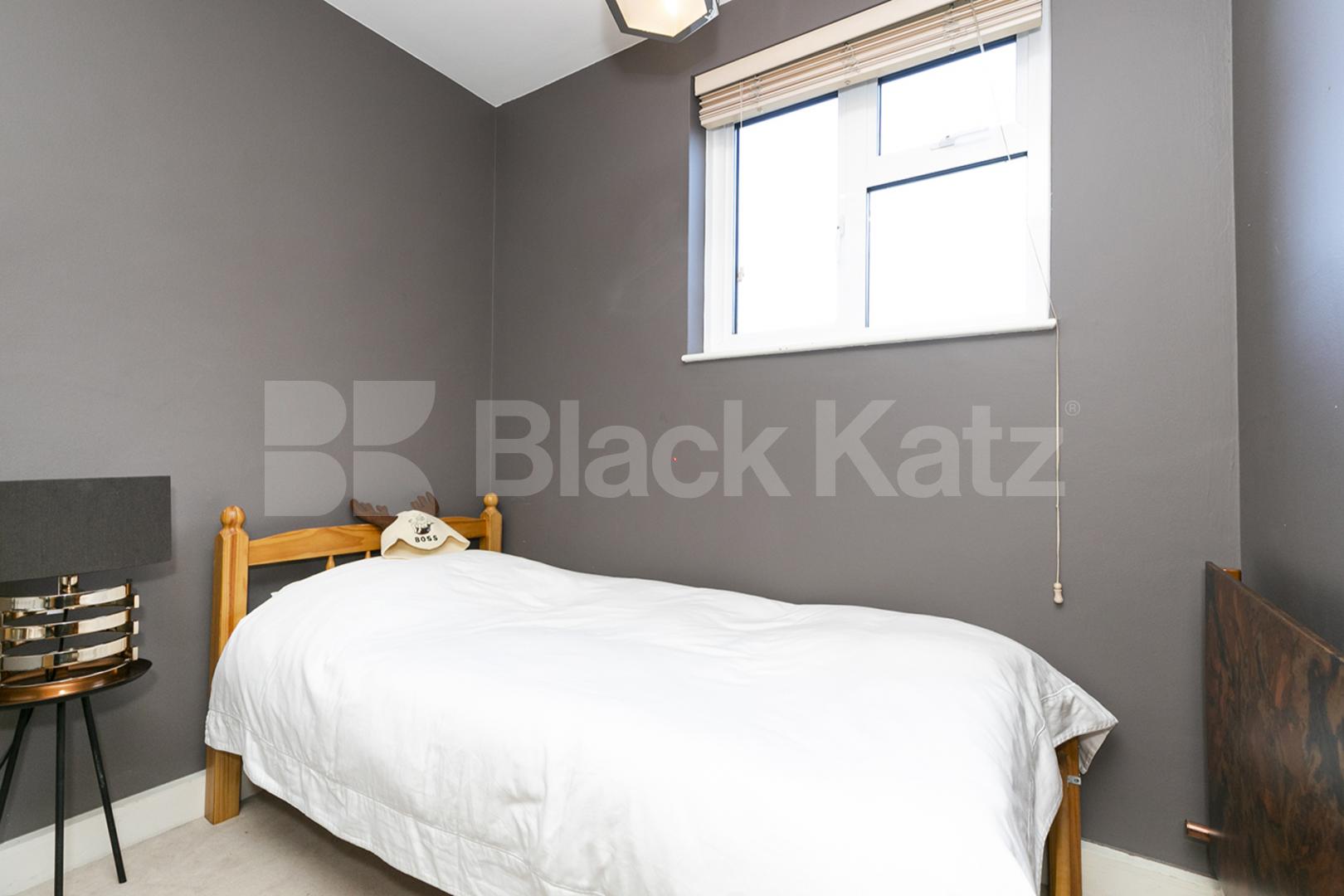 A well-appointed bright two bedroom apartment located in a private block  Muswell Hill , Alexandra Palace / Muswell Hill